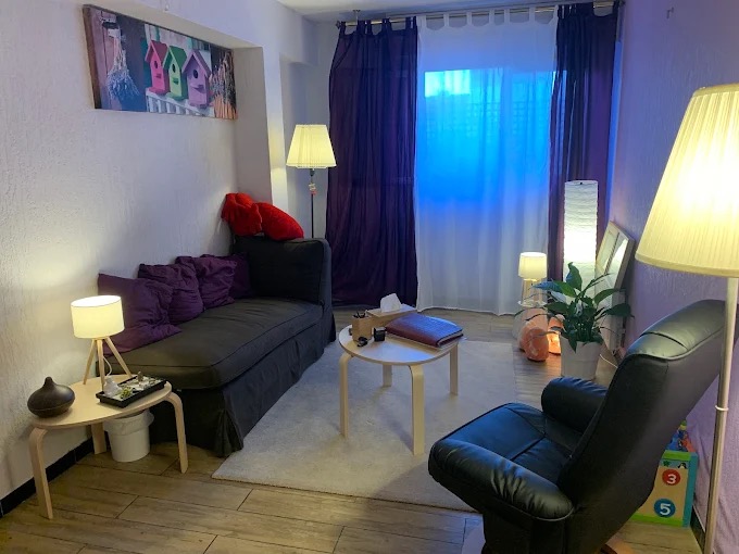 Cabinet de psychologie de Carine Gaudin à Marseille 13010 - Espace chaleureux et apaisant